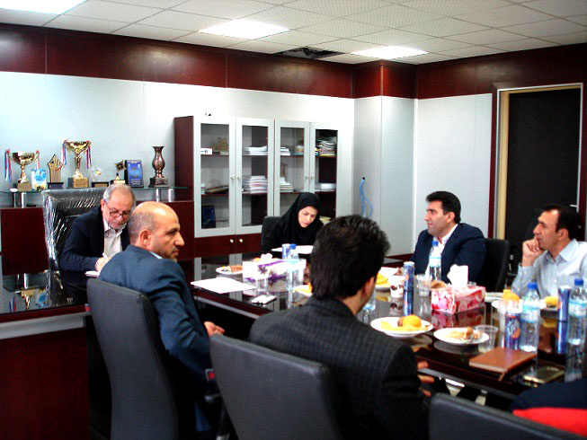 معلم وظیفه تکامل، سعادت و ارتقا انسان را برعهده دارد/بازدید هیأتی عراقی از واحد آموزشی دانشگاه جامع علمی کاربردی خوزستان