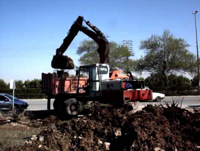 با اعتباری بالغ بر 700 میلیون ریال محوطه سازی و زیباسازی ساختمان دانشگاه علمی کاربردی خوزستان آغاز شد.