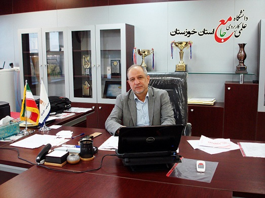 رییس دانشگاه علمی کاربردی خوزستان با بیان اینکه برخی شهرستانها با وجود داشتن پتانسیلهای فراوان در 20 سال گذشته از مرکز علمی کاربردی برخوردار نبودهاند، از برنامه این دانشگاه برای تأسیس مراکز جدید در شهرهای آبادان، خرمشهر، شادگان و دشتآزادگان در سال 95